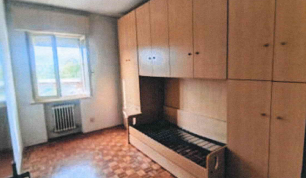 Rif. A.A.235-241

Vendita all'asta - appartamento al 1° piano con cantina in data 14 maggio 2026
...