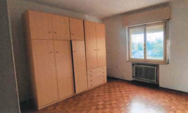 Rif. A.A.235-241

Vendita all'asta - appartamento al 1° piano con cantina in data 14 maggio 2026
...