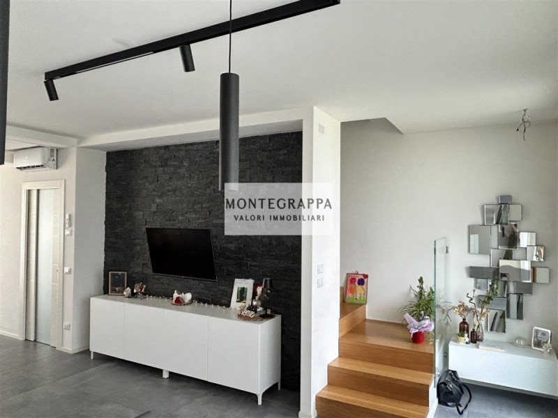 NOSTRA ESCLUSIVA - La casa che stavi aspettando è finalmente disponibile!

Non è solo una casa, è...