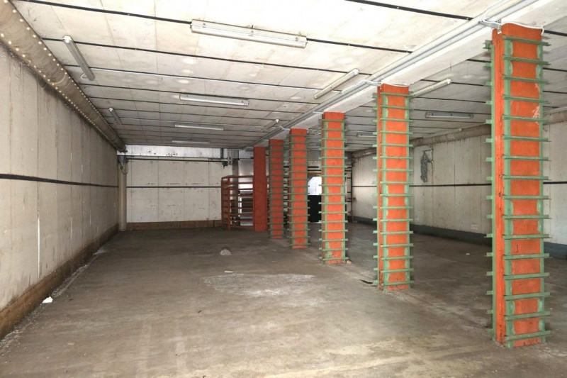 Quest’immobile viene venduto tramite asta online.

Edificio produttivo sito in Carrè (VI), via Pa...