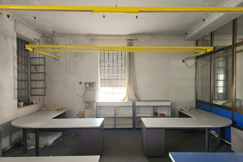 Quest’immobile viene venduto tramite asta online.

Edificio produttivo sito in Carrè (VI), via Pa...