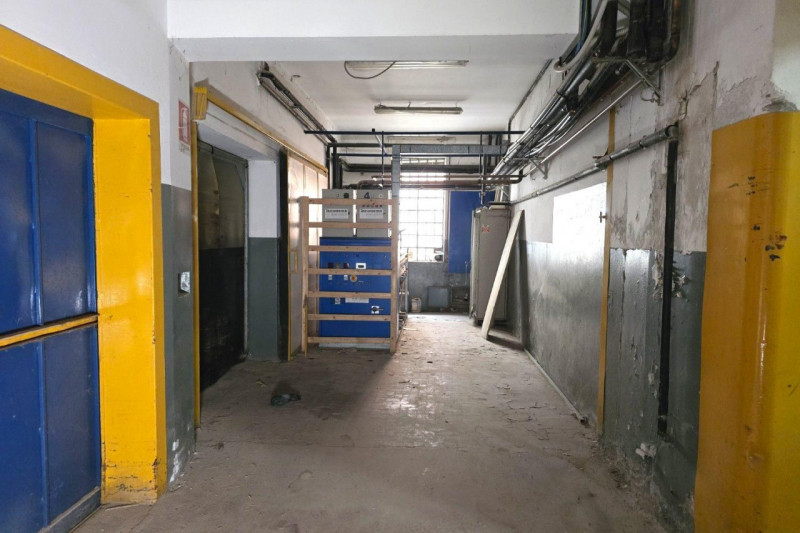 Quest’immobile viene venduto tramite asta online.

Edificio produttivo sito in Carrè (VI), via Pa...