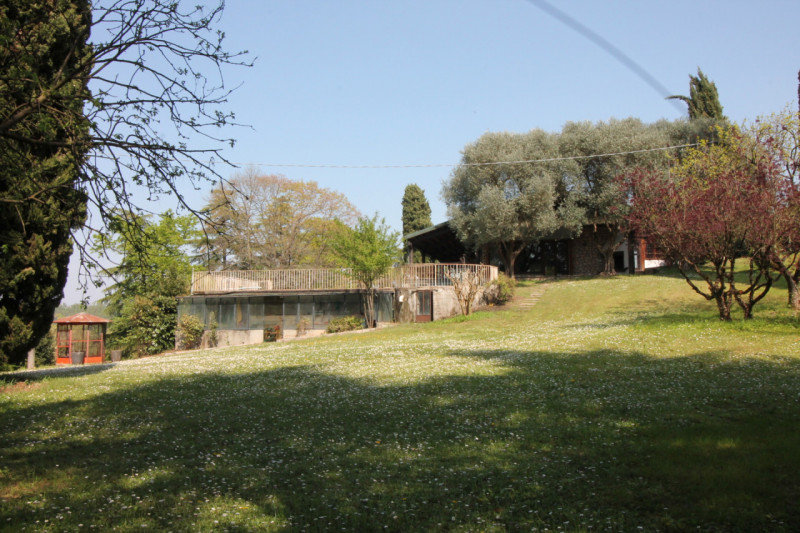Villa unico piano - Piscina - Parco 5000 mq
Colline tra Vicenza e Arcugnano, villa singola dispos...