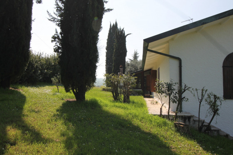 Villa unico piano - Piscina - Parco 5000 mq
Colline tra Vicenza e Arcugnano, villa singola dispos...