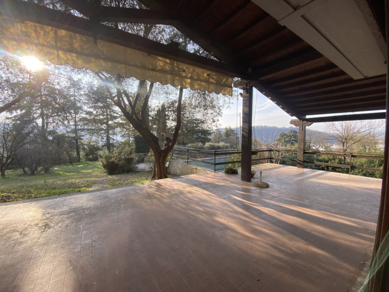 Villa unico piano - Piscina - Parco 5000 mq
Colline tra Vicenza e Arcugnano, villa singola dispos...