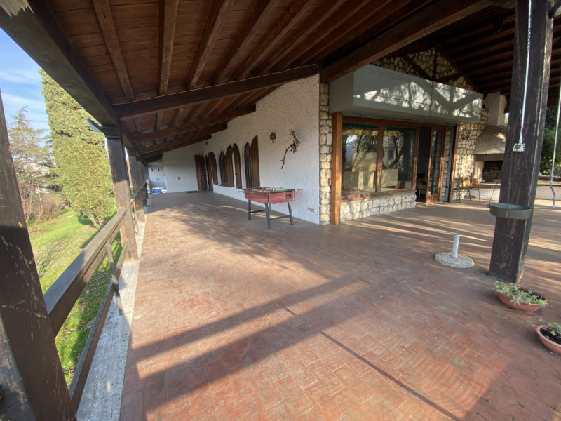 Villa unico piano - Piscina - Parco 5000 mq
Colline tra Vicenza e Arcugnano, villa singola dispos...