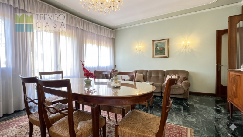 In contesto residenziale, molto tranquillo ci pregiamo proporre in vendita Villa Singola di circa...