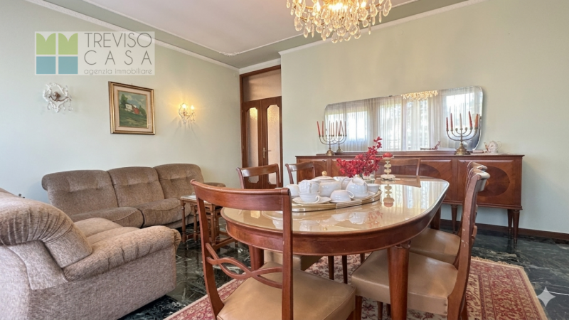 In contesto residenziale, molto tranquillo ci pregiamo proporre in vendita Villa Singola di circa...