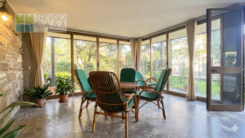 In contesto residenziale, molto tranquillo ci pregiamo proporre in vendita Villa Singola di circa...