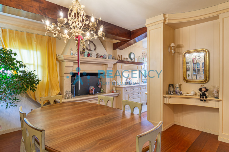 Arzignano- Quartiere Mantovano

Siete una famiglia e state cercando una villa ELEGANTE, RAFFINATA...