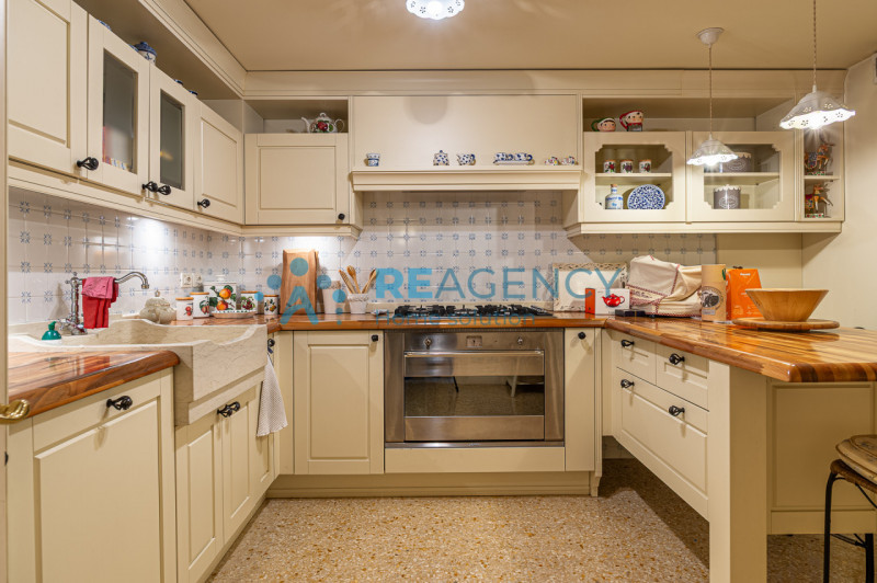 Arzignano- Quartiere Mantovano

Siete una famiglia e state cercando una villa ELEGANTE, RAFFINATA...