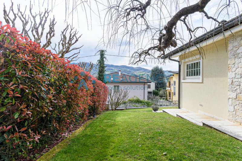 Arzignano- Quartiere Mantovano

Siete una famiglia e state cercando una villa ELEGANTE, RAFFINATA...