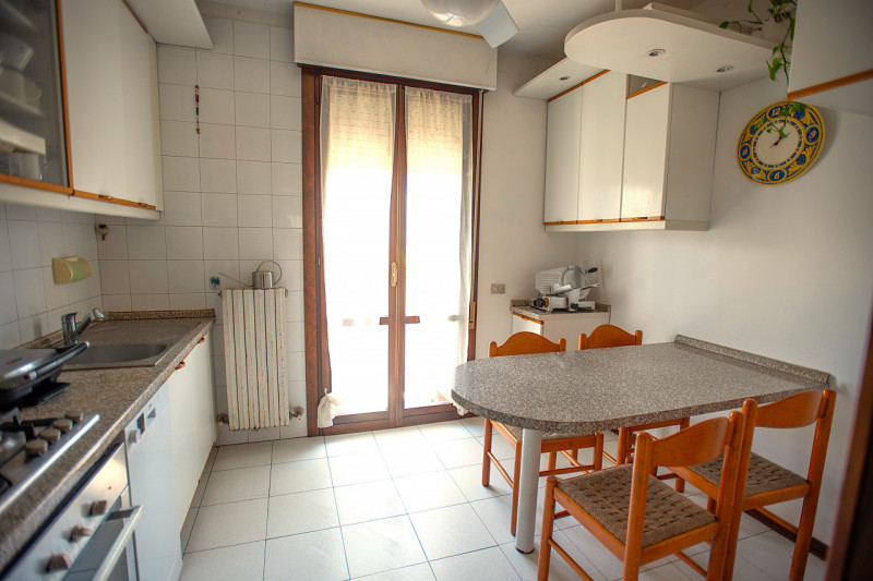 Nel cuore di Ponte di Brenta, in un contesto riservato e tranquillo su strada chiusa, proponiamo ...