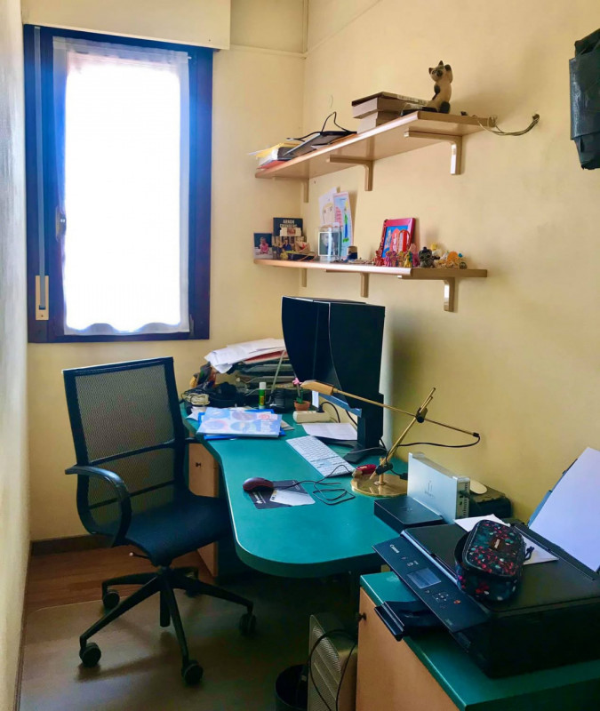 Nel cuore di Ponte di Brenta, in un contesto riservato e tranquillo su strada chiusa, proponiamo ...