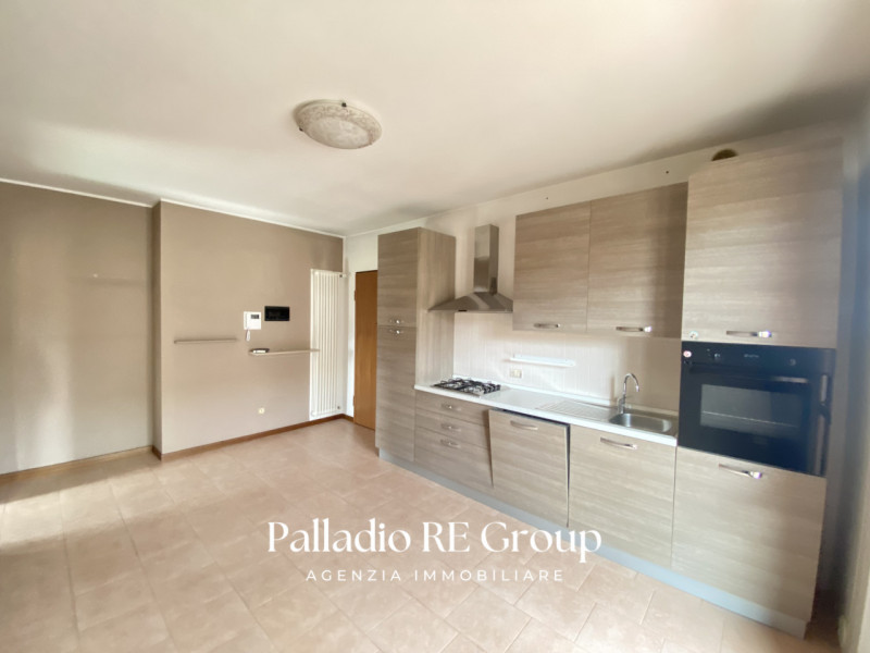 Nel cuore verdeggiante di Grumolo delle Abbadesse, in posizione centrale ma tranquilla, proponiam...