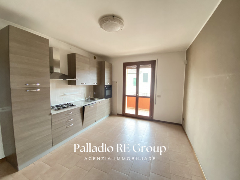 Nel cuore verdeggiante di Grumolo delle Abbadesse, in posizione centrale ma tranquilla, proponiam...