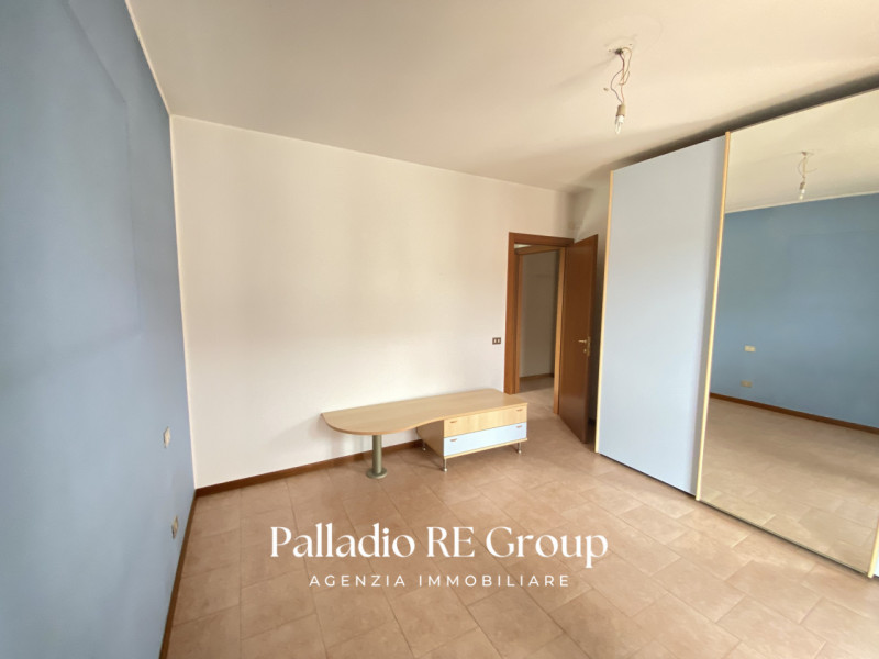 Nel cuore verdeggiante di Grumolo delle Abbadesse, in posizione centrale ma tranquilla, proponiam...