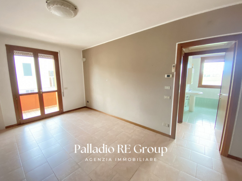 Nel cuore verdeggiante di Grumolo delle Abbadesse, in posizione centrale ma tranquilla, proponiam...