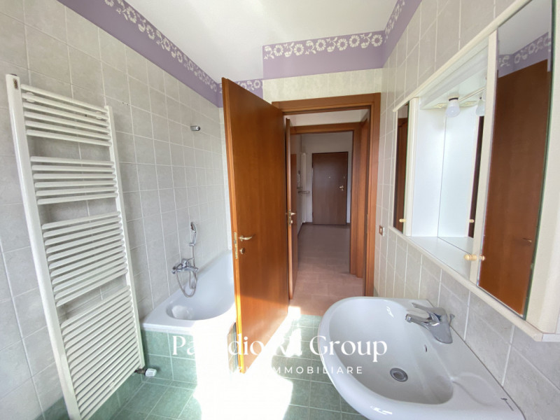 Nel cuore verdeggiante di Grumolo delle Abbadesse, in posizione centrale ma tranquilla, proponiam...