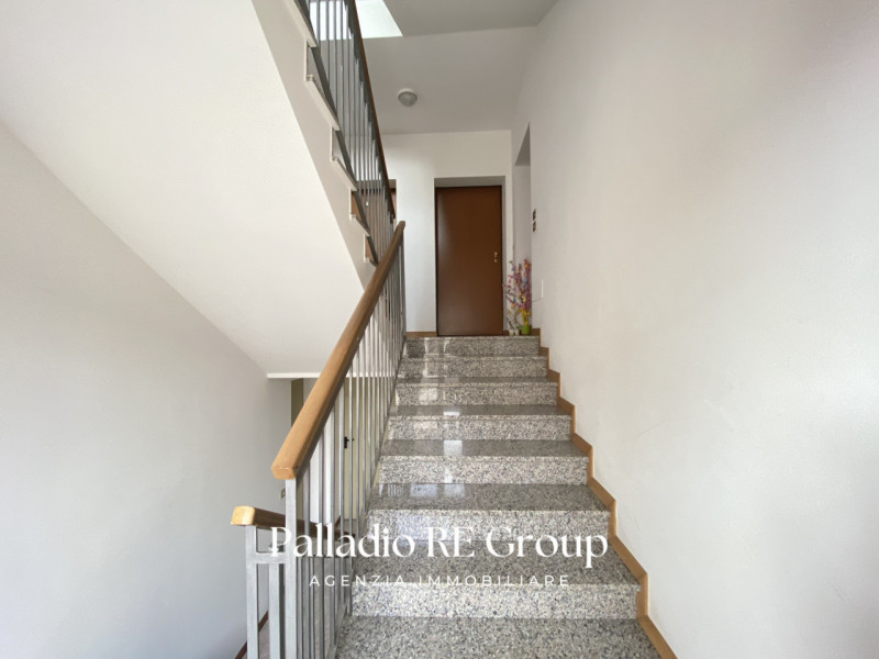 Nel cuore verdeggiante di Grumolo delle Abbadesse, in posizione centrale ma tranquilla, proponiam...