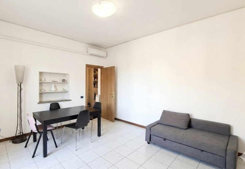 (Per INFO Monica 3482688677) Padova Santa Rita/San Paolo, in una delle zone più servite della cit...