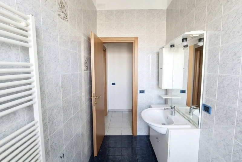 (Per INFO Monica 3482688677) Padova Santa Rita/San Paolo, in una delle zone più servite della cit...