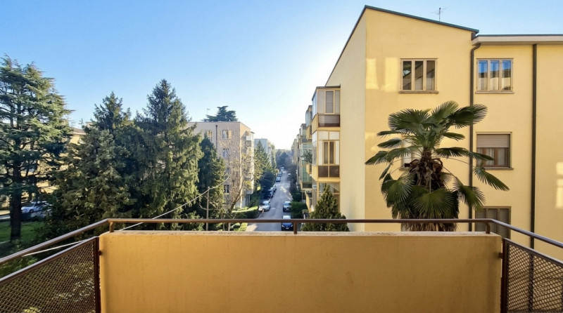 (Per INFO Monica 3482688677) Padova Santa Rita/San Paolo, in una delle zone più servite della cit...