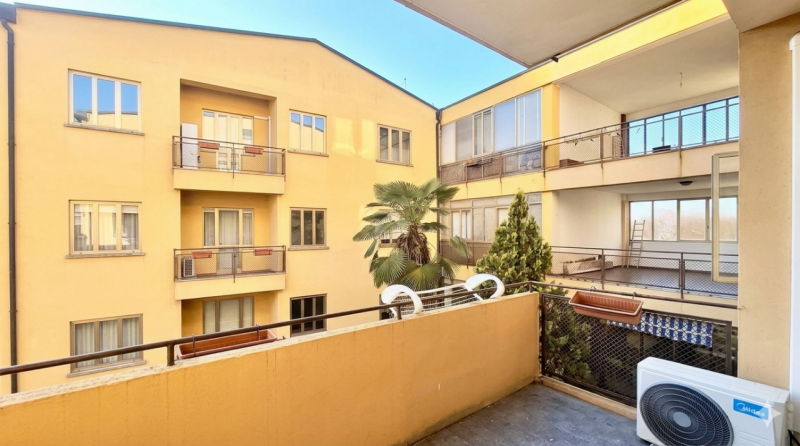(Per INFO Monica 3482688677) Padova Santa Rita/San Paolo, in una delle zone più servite della cit...
