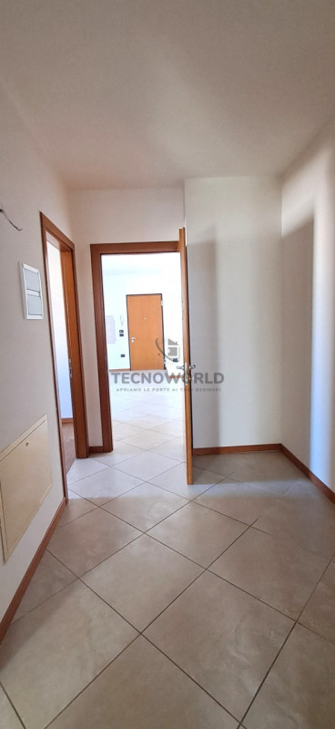 Perfetta opportunità di investimento : un raffinato appartamento trilocale al primo piano, costru...