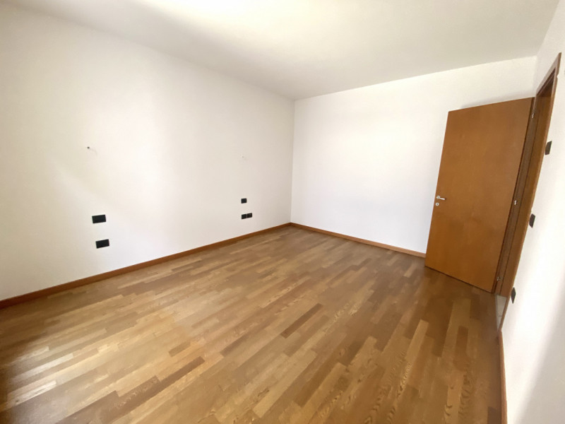 Perfetta opportunità di investimento : un raffinato appartamento trilocale al primo piano, costru...