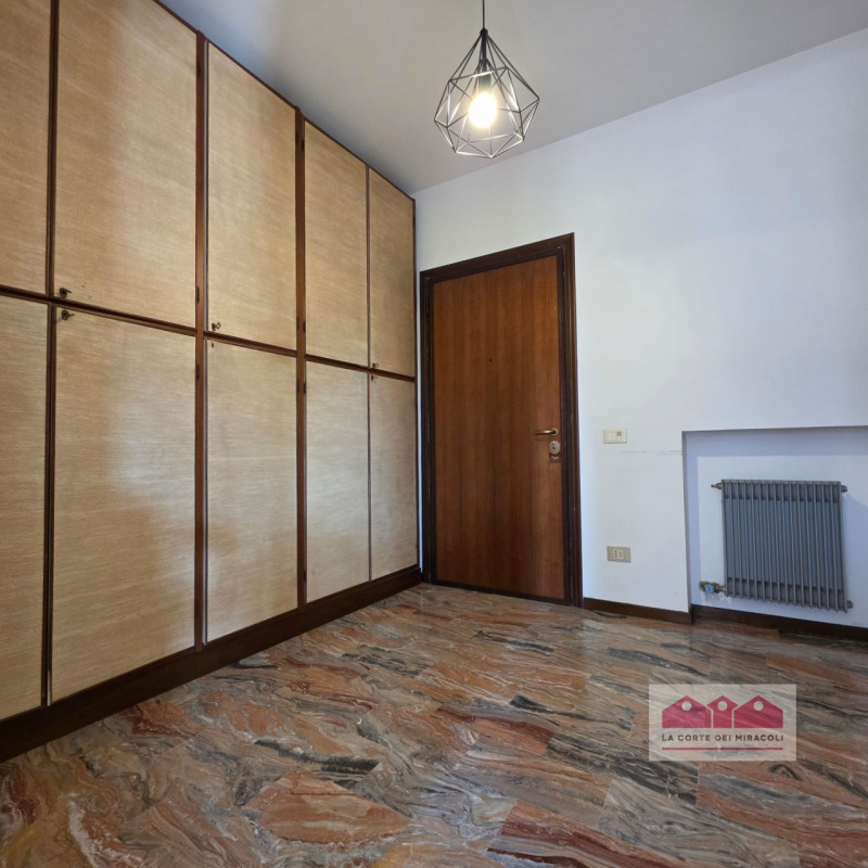 SANT'ANDREA: IN VENDITA, IN ESCLUSIVA, BELLISSIMO TRICAMERE CON AMPIA TERRAZZA CON VISTA APERTA I...