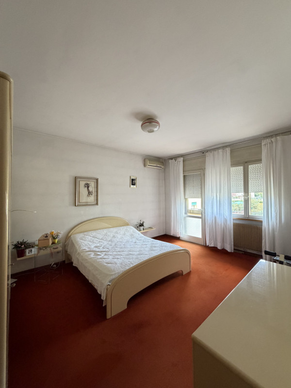 Proponiamo in vendita una splendida casa singola situata nel comune di Cappella Maggiore, ideale ...