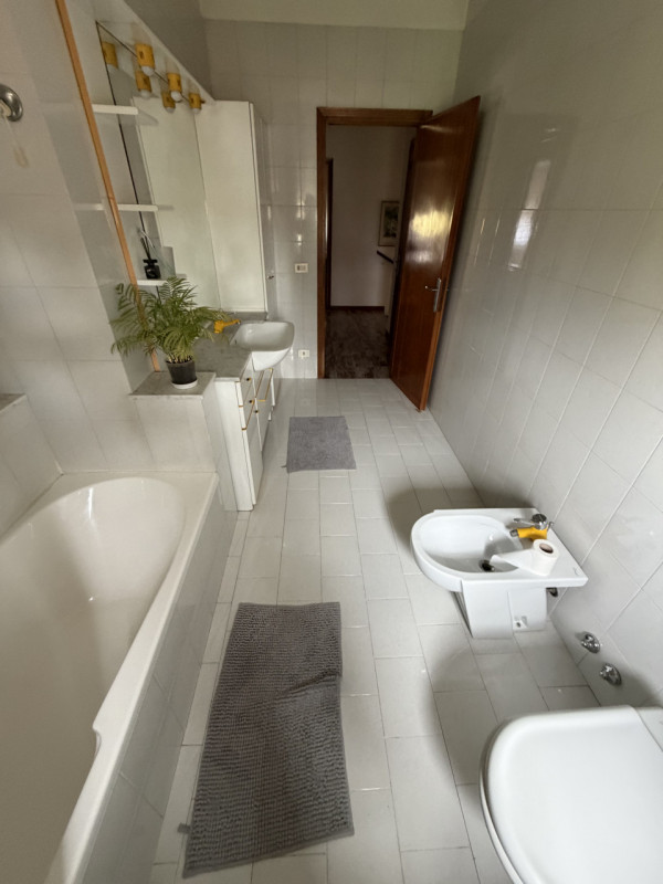 Proponiamo in vendita una splendida casa singola situata nel comune di Cappella Maggiore, ideale ...