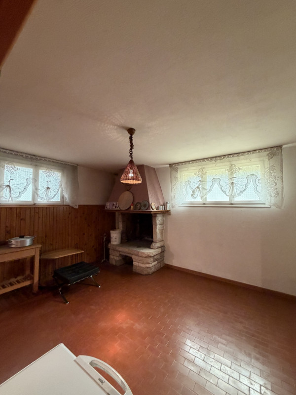 Proponiamo in vendita una splendida casa singola situata nel comune di Cappella Maggiore, ideale ...