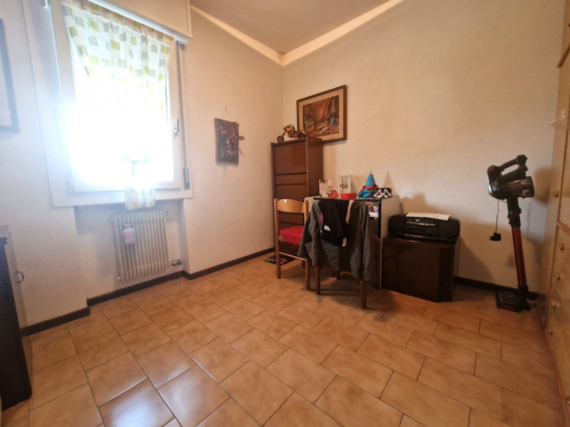 UBICAZIONE E CONTESTO

Nel comune di Vicenza, in Via Vittorio Bachelet, proponiamo in vendita un ...