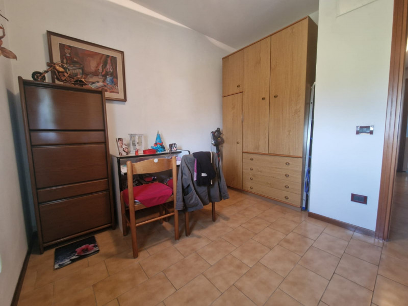 UBICAZIONE E CONTESTO

Nel comune di Vicenza, in Via Vittorio Bachelet, proponiamo in vendita un ...