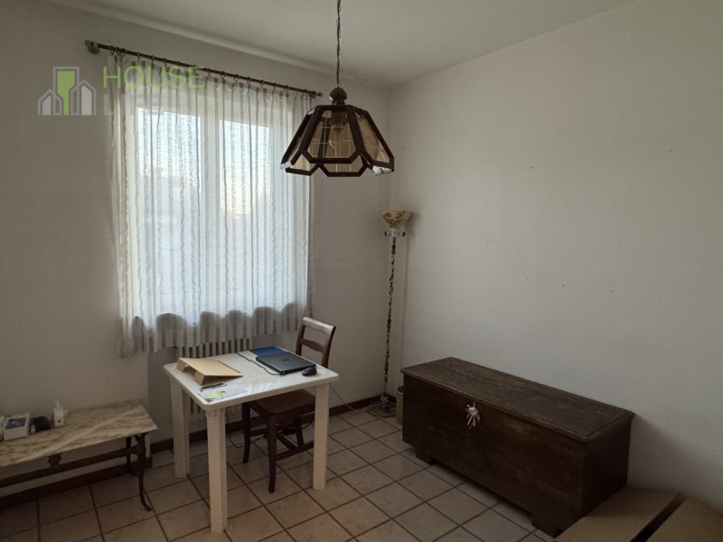 CARRE' - Loc. Pra Secco: all'interno di un residence in zona residenziale tranquilla e ricercata,...