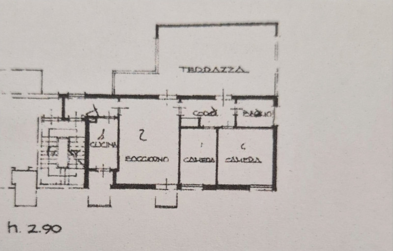 Nella zona dell'Ospedale Militare, a 15 minuti a piedi da PIazza dei Signori, è disponibile un am...