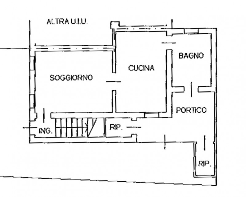 In posizione comoda al centro di Castelfranco Veneto, in via San Pio X, proponiamo in vendita por...