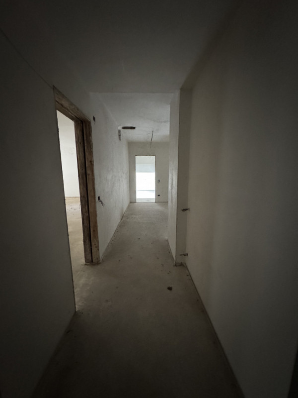 Proponiamo in vendita una splendida bifamiliare AL GREZZO di ampia metratura nel cuore di Tarzo, ...