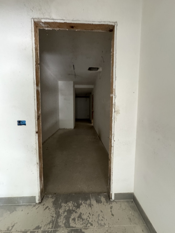 Proponiamo in vendita una splendida bifamiliare AL GREZZO di ampia metratura nel cuore di Tarzo, ...