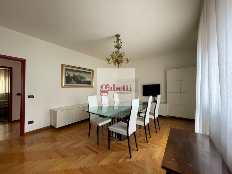 MONTA' S.IGNAZIO posizione comoda a mezzi e servizi a dieci minuti dal centro storico di Padova. ...