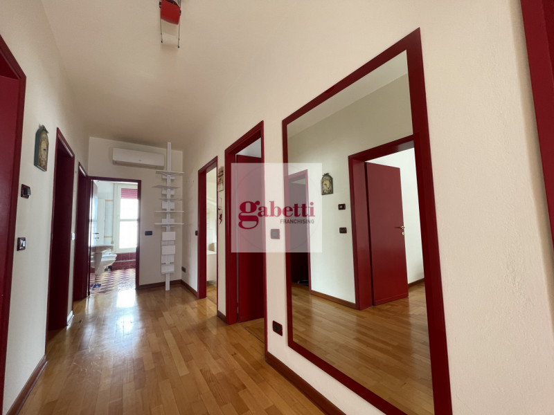 MONTA' S.IGNAZIO posizione comoda a mezzi e servizi a dieci minuti dal centro storico di Padova. ...