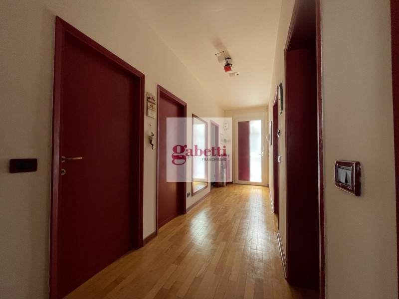 MONTA' S.IGNAZIO posizione comoda a mezzi e servizi a dieci minuti dal centro storico di Padova. ...