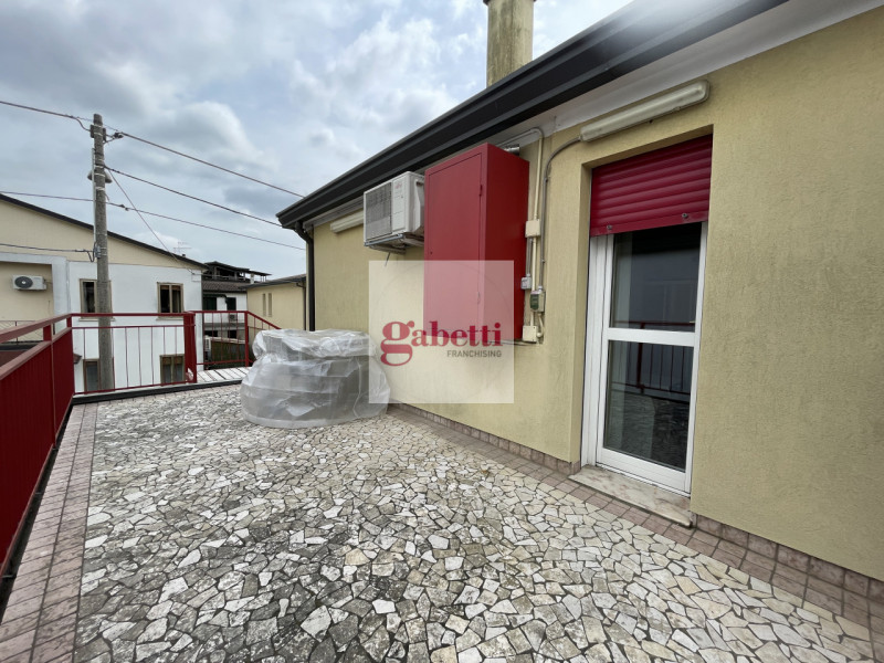 MONTA' S.IGNAZIO posizione comoda a mezzi e servizi a dieci minuti dal centro storico di Padova. ...