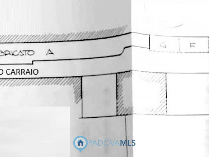 Immobile in esclusiva al Gruppo Padova MLS
ELEGANTE MINI ARREDATO CON POSTO AUTO VIC.ZE PRATO DEL...