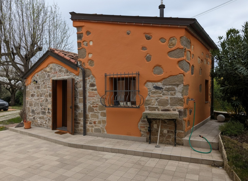 Nel cuore dei Colli Euganei, nella tranquilla località di Boccon nel comune di Vò, proponiamo in ...