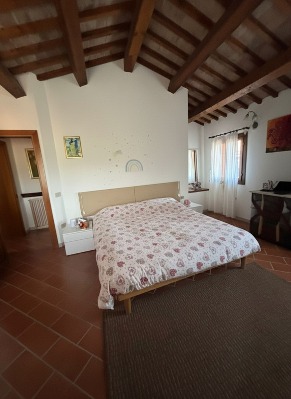 Nel cuore dei Colli Euganei, nella tranquilla località di Boccon nel comune di Vò, proponiamo in ...