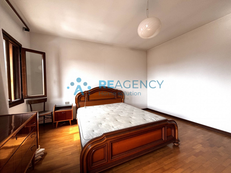 CORNEDO VICENTINO- MUZZOLON

Stai cercando una PORZIONE DI CASA INDIPENDENTE, da ristrutturare in...