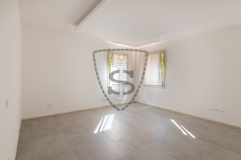 A San Zenone degli Ezzelini proponiamo in vendita una splendida Villetta a schiera di 205 mq rece...